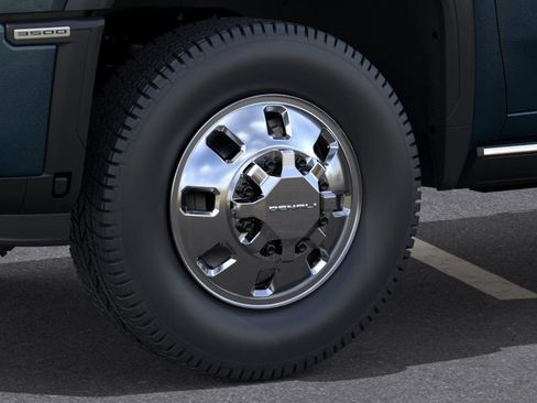 New 2026 GMC Sierra 3500 Denali w/ Denali Reserve Package image 9