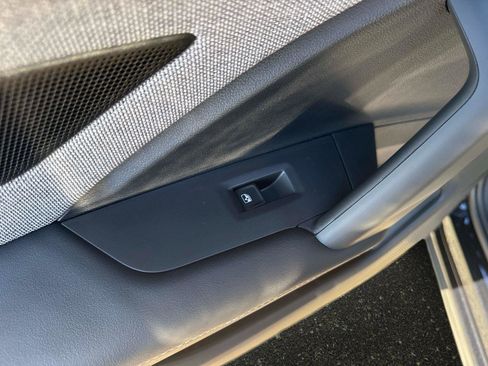 New 2026 Volkswagen Tiguan S image 12