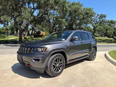 Used 2017 Jeep Grand Cherokee Trailhawk w/ Jeep Active Safety Group