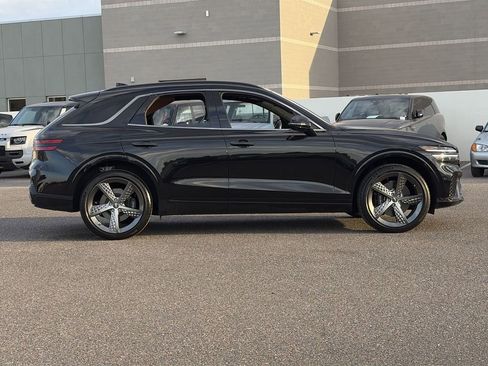 Used 2025 Genesis GV70 3.5T Sport w/ Sport Advanced Package image 27