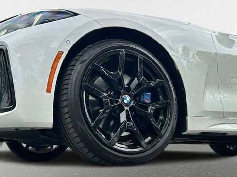 Used 2025 BMW 430i xDrive Coupe w/ M Sport Package AWD/4WD image 8
