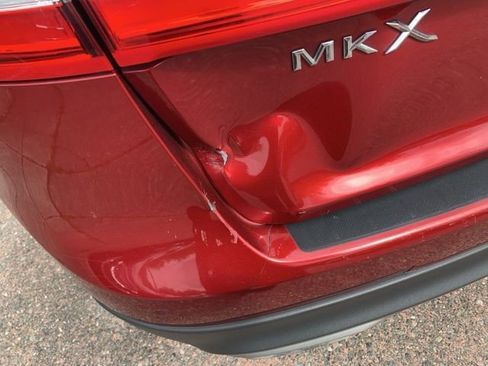 Used 2016 Lincoln MKX Select w/ Select Plus Package AWD/4WD image 2