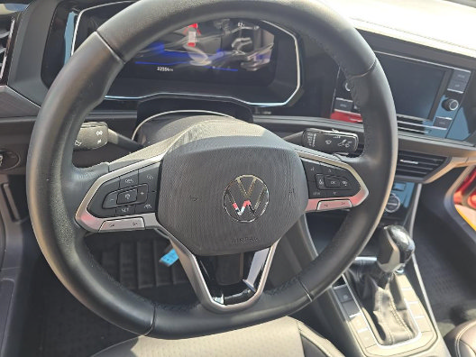 Used 2023 Volkswagen Jetta SE FWD image 8