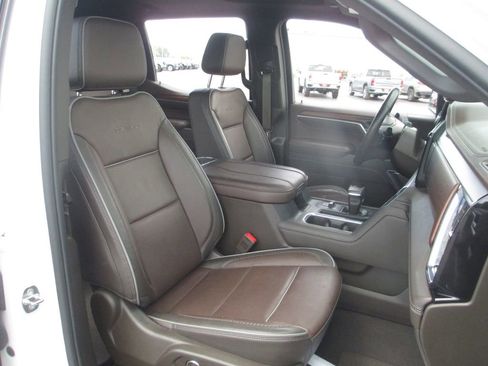 Used 2024 GMC Sierra 1500 Denali AWD/4WD image 27