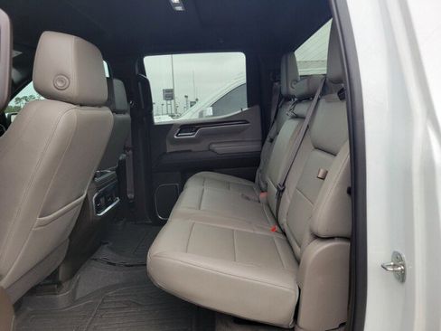 Used 2024 GMC Sierra 1500 SLT w/ SLT Premium Plus Package image 26
