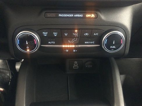 Used 2025 Ford Escape Active image 17