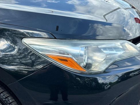 Used 2016 Toyota Camry SE w/ Moonroof Package FWD image 28
