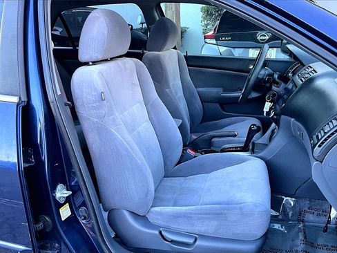 Used 2004 Honda Accord EX image 29