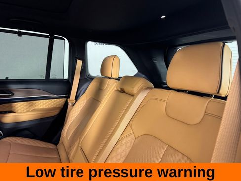 Used 2022 Jeep Grand Cherokee Summit w/ Advanced Protech Group IV image 27