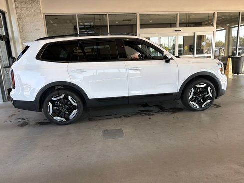 Certified 2024 Kia Telluride SX Prestige X-Line AWD/4WD image 4