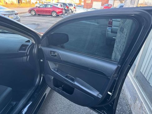 Used 2016 Mitsubishi Lancer ES image 17