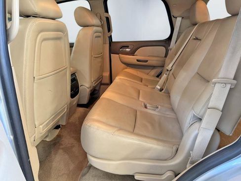 Used 2014 Chevrolet Tahoe LTZ image 12