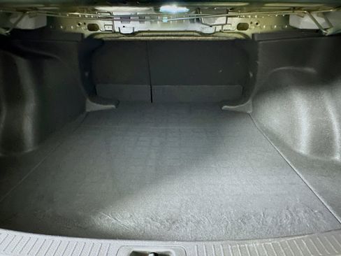 Used 2022 Toyota Corolla LE image 30