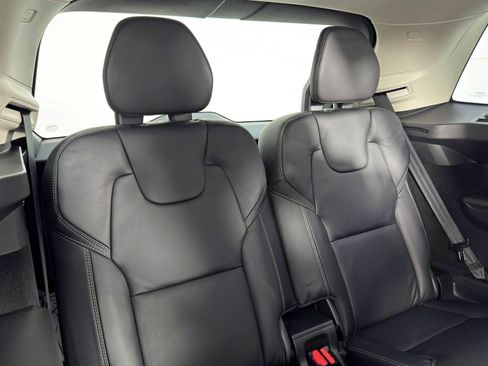 Used 2022 Volvo XC90 T8 Inscription w/ Advanced Package image 43