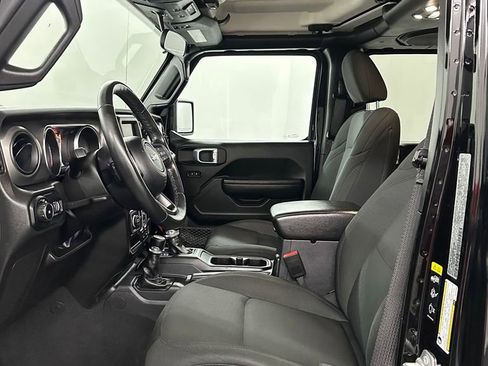 Used 2022 Jeep Wrangler Unlimited Sport image 10