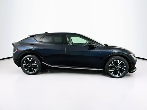 Used 2024 Kia EV6 Wind w/ Wind Technology Package AWD/4WD image 10