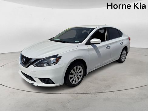 Used 2017 Nissan Sentra SV image 7