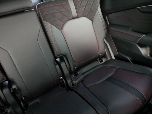 Certified 2026 Honda Pilot Black Edition image 14