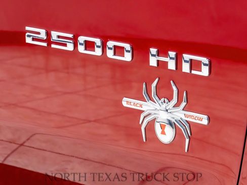 Used 2020 Chevrolet Silverado 2500 LTZ w/ LTZ Premium Package image 10