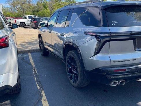 Certified 2024 Chevrolet Traverse RS AWD/4WD image 2