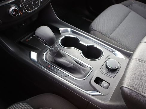 Used 2023 Chevrolet Traverse LT image 26