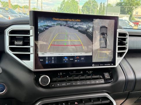 Certified 2023 Toyota Sequoia Platinum AWD/4WD image 19