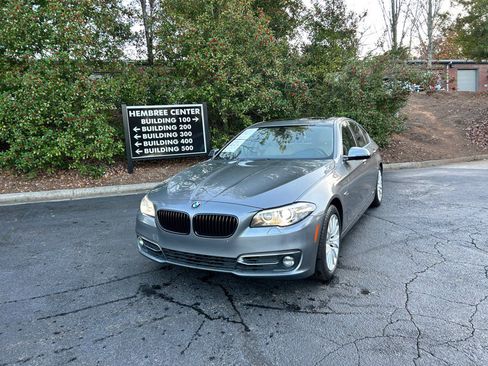 Used 2016 BMW 528i Sedan image 2