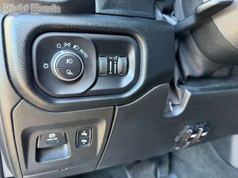 Used 2019 RAM 1500 Laramie w/ Sport Appearance Package image 20