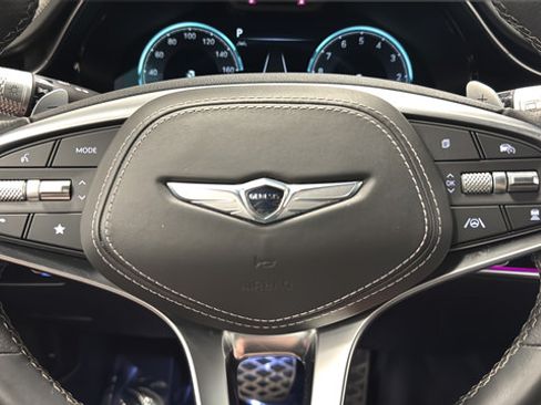 Used 2024 Genesis GV70 2.5T AWD/4WD image 16