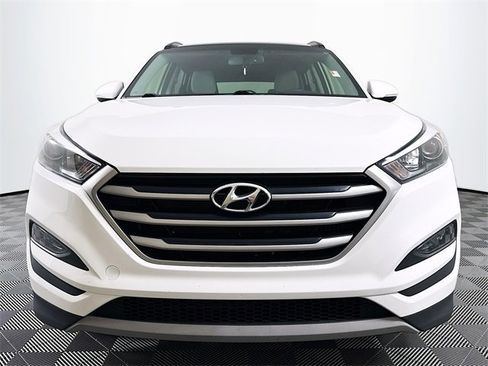 Used 2018 Hyundai Tucson Value image 11