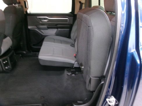 Used 2019 RAM 1500 Big Horn AWD/4WD image 29