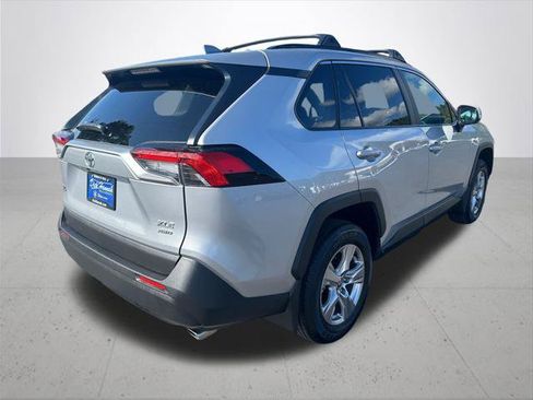 Certified 2025 Toyota RAV4 XLE w/ Convenience Package AWD/4WD image 8