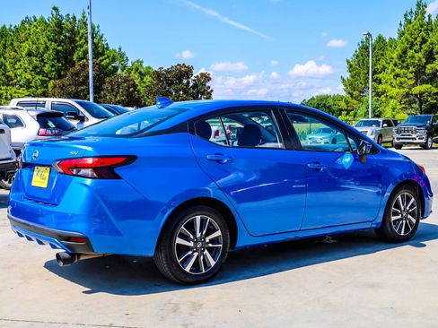 Used 2020 Nissan Versa SV FWD image 5
