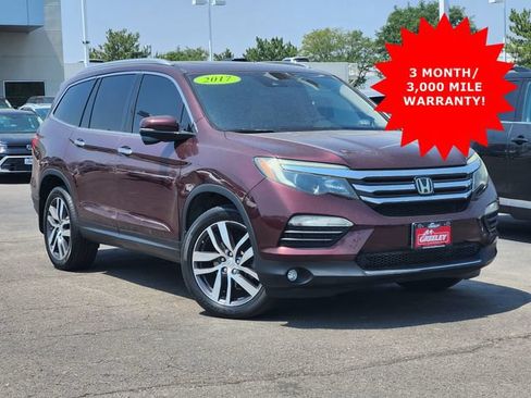 Used 2017 Honda Pilot Touring image 1