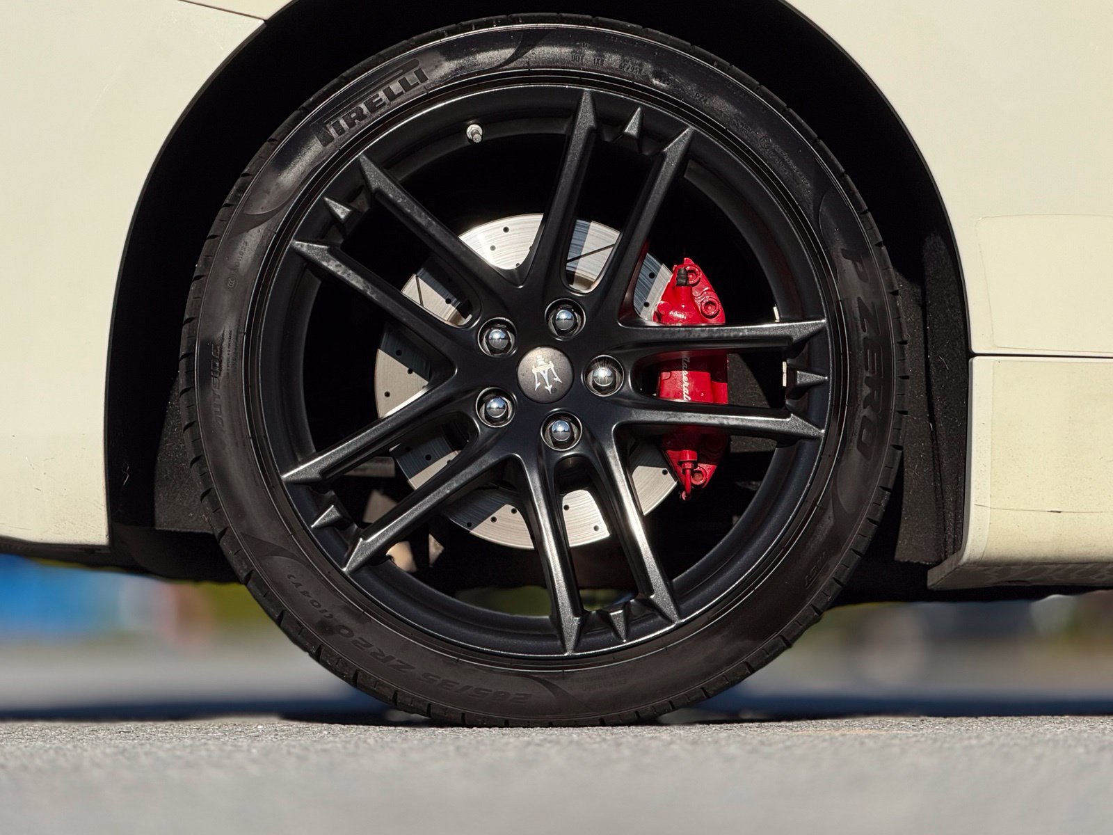 Used 2018 Maserati GranTurismo Sport RWD image 20
