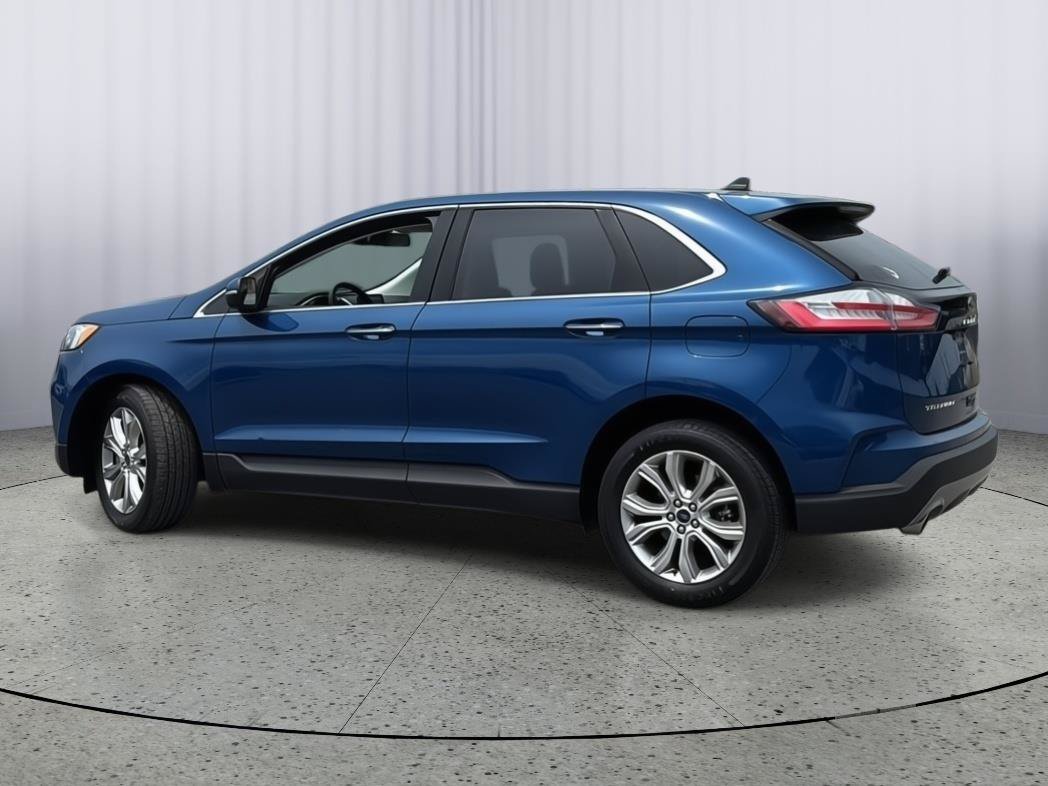 Used 2021 Ford Edge Titanium w/ Cargo Accessory Package FWD image 4