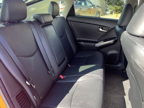 Used 2015 Toyota Prius Four image 12