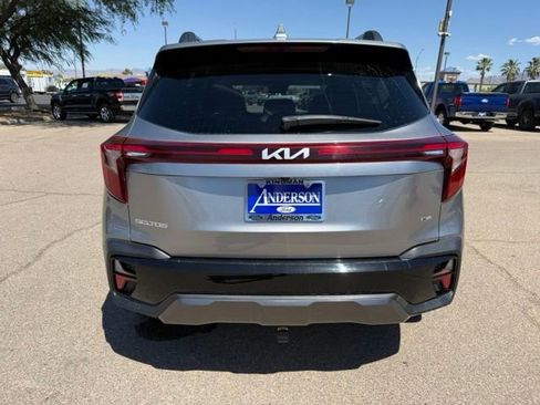 Used 2024 Kia Seltos X-Line AWD/4WD image 7
