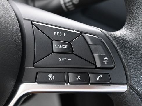 Used 2024 Nissan Sentra SV image 28