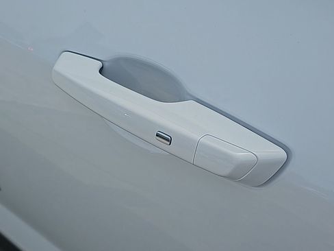 New 2026 GMC Terrain Elevation w/ Elevation Premium Package image 10