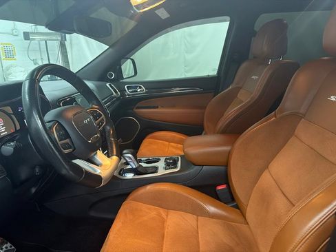 Used 2020 Jeep Grand Cherokee SRT AWD/4WD image 15