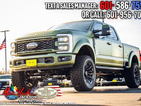 New 2026 Ford F250 Lariat w/ Black Appearance Package image 28