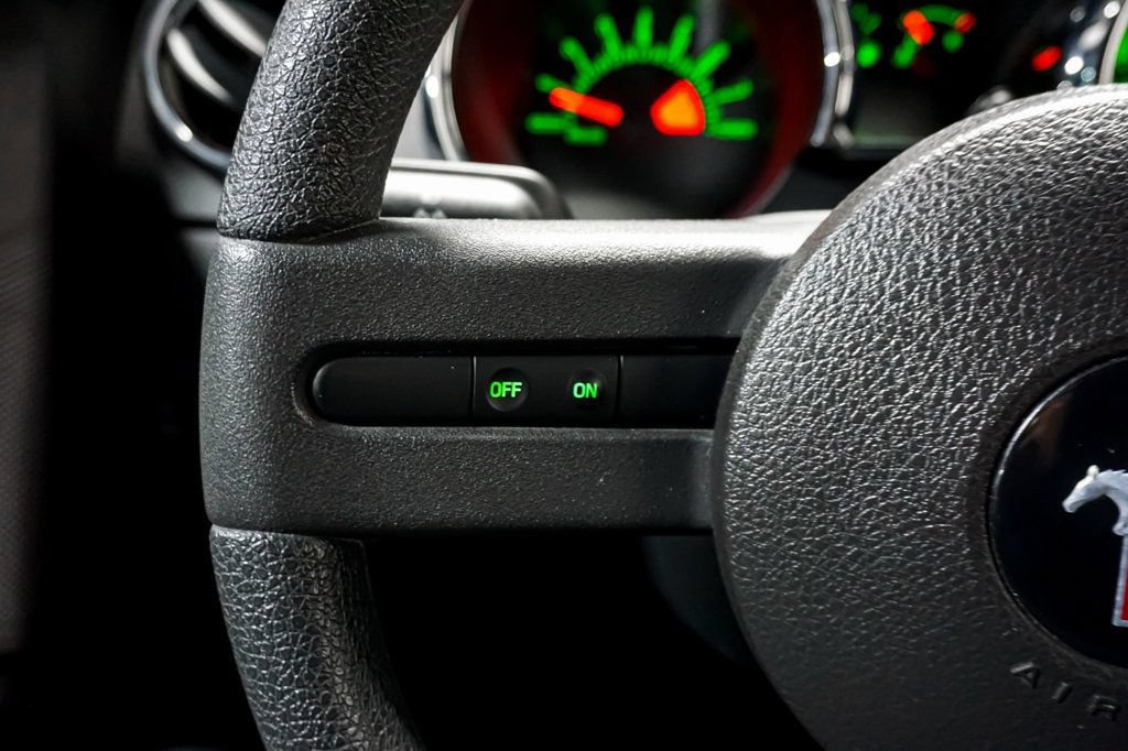 Used 2007 Ford Mustang GT Premium RWD image 40
