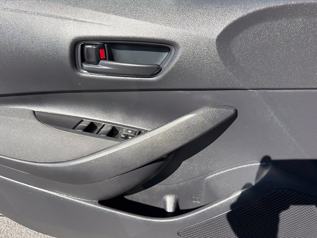 Used 2025 Toyota Corolla LE FWD image 26