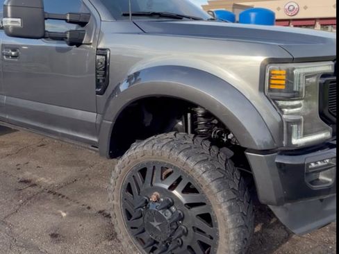 Used 2020 Ford F450 Lariat w/ Lariat Ultimate Package AWD/4WD image 3
