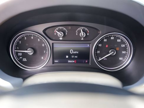 Used 2023 Buick Enclave Essence FWD image 11