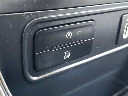 Used 2018 Ford EcoSport S FWD image 21
