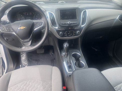 Used 2020 Chevrolet Equinox LS FWD image 7