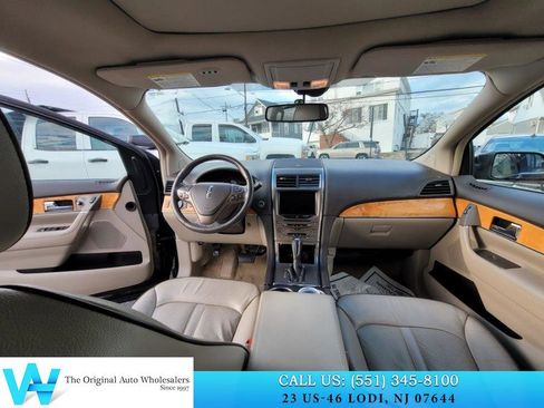 Used 2015 Lincoln MKX AWD w/ Equipment Group 102A image 5