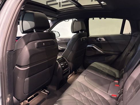 Used 2026 BMW X6 M60i image 40